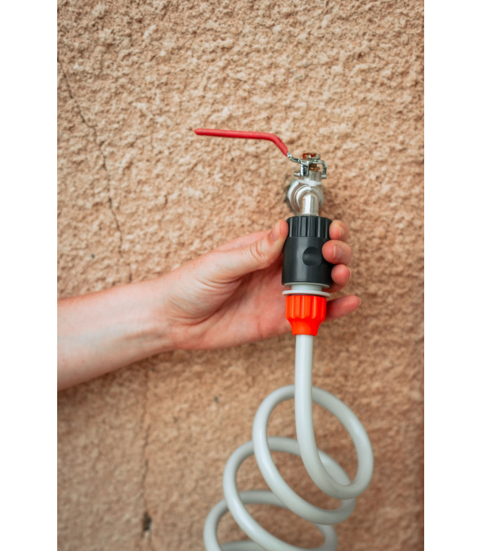 Kit pour balcon tuyau 10 m + pistolet